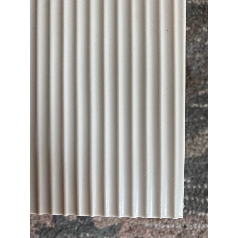Simple Ribbed Lotion/Soap Refillable Container 6x9” - Picture 4 of 6